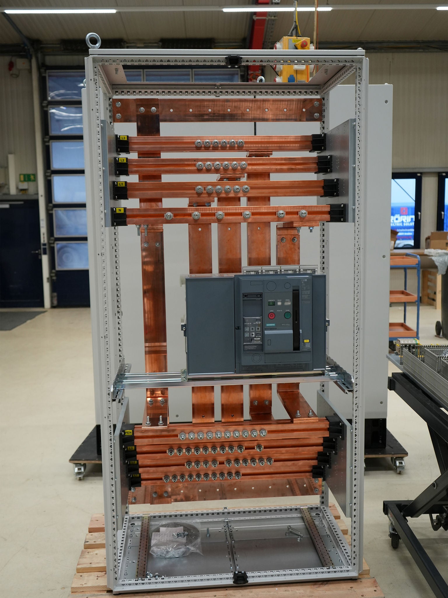 3200-a-schalter-energietechnik