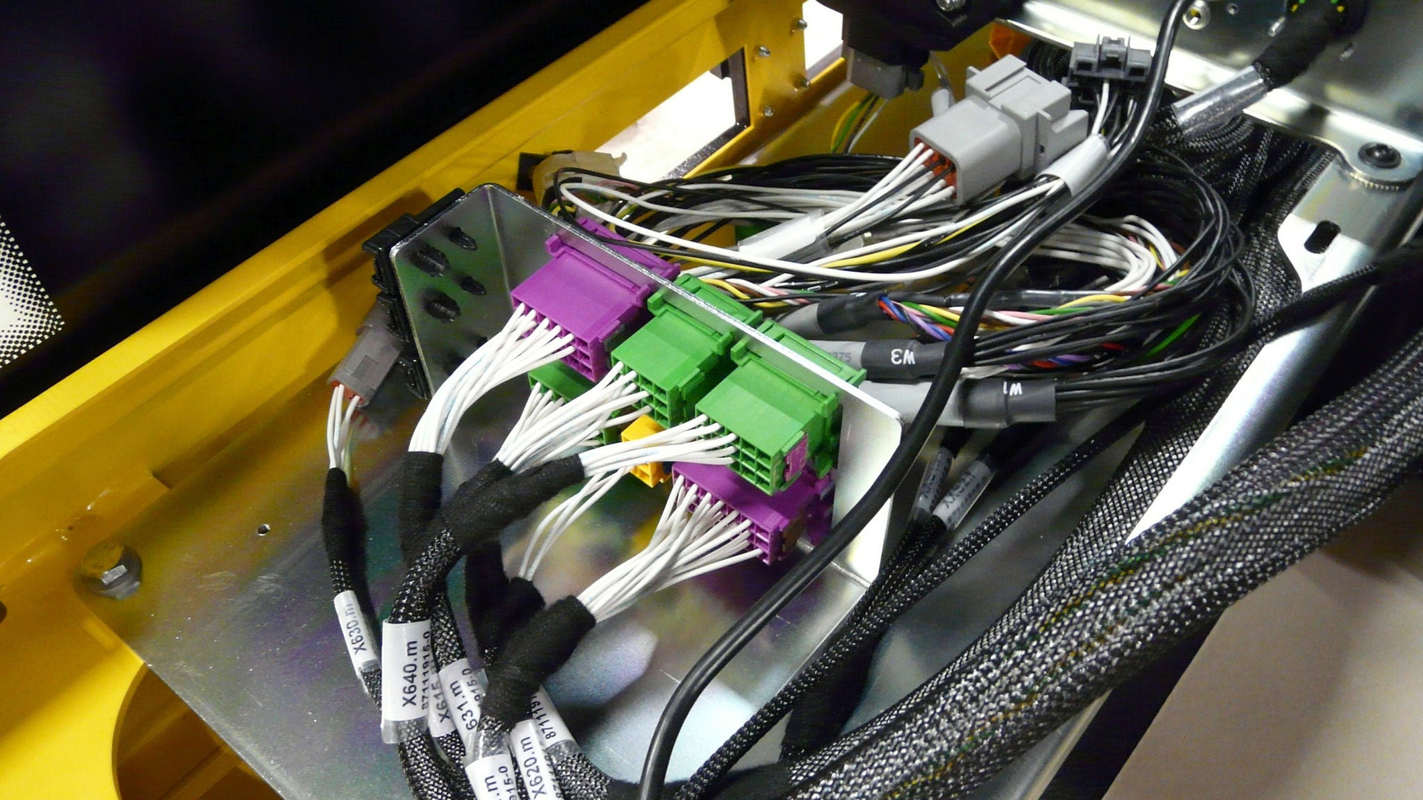 bomag cables connectors