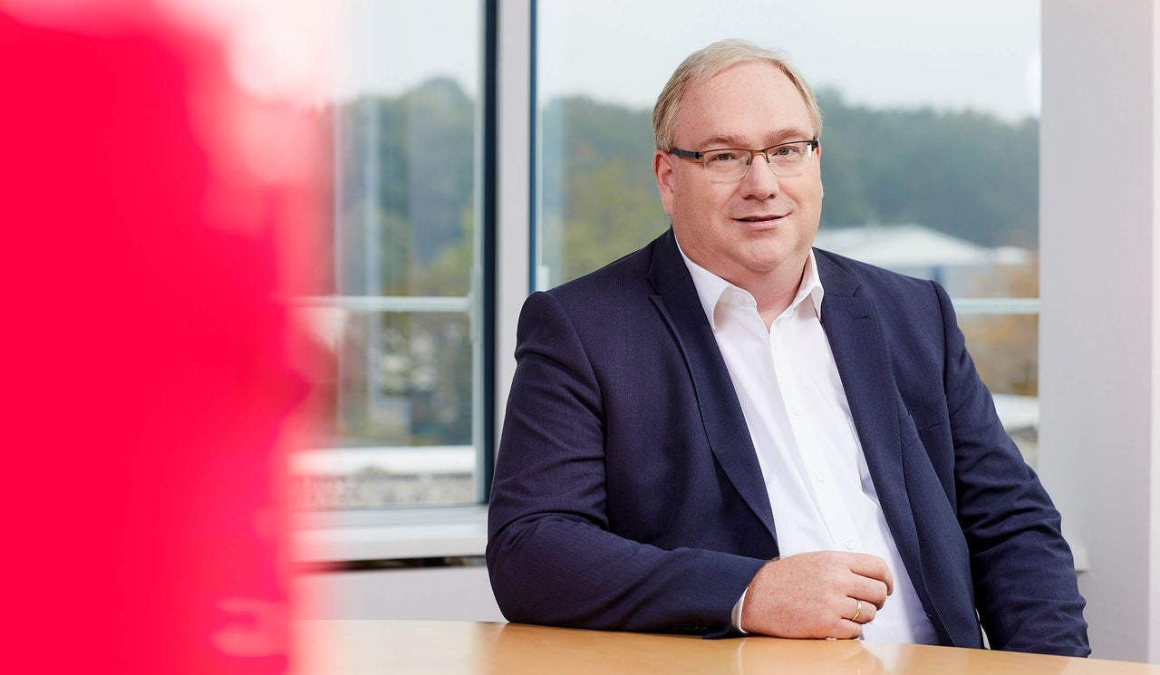 « Grâce à la nouvelle technologie d'assistance contextuelle Inline app, les utilisateurs obtiennent des résultats plus rapides », explique Holger Jansen, Propriétaire de l'entreprise d'ingénierie automatisée de logiciels cloud Eplan.