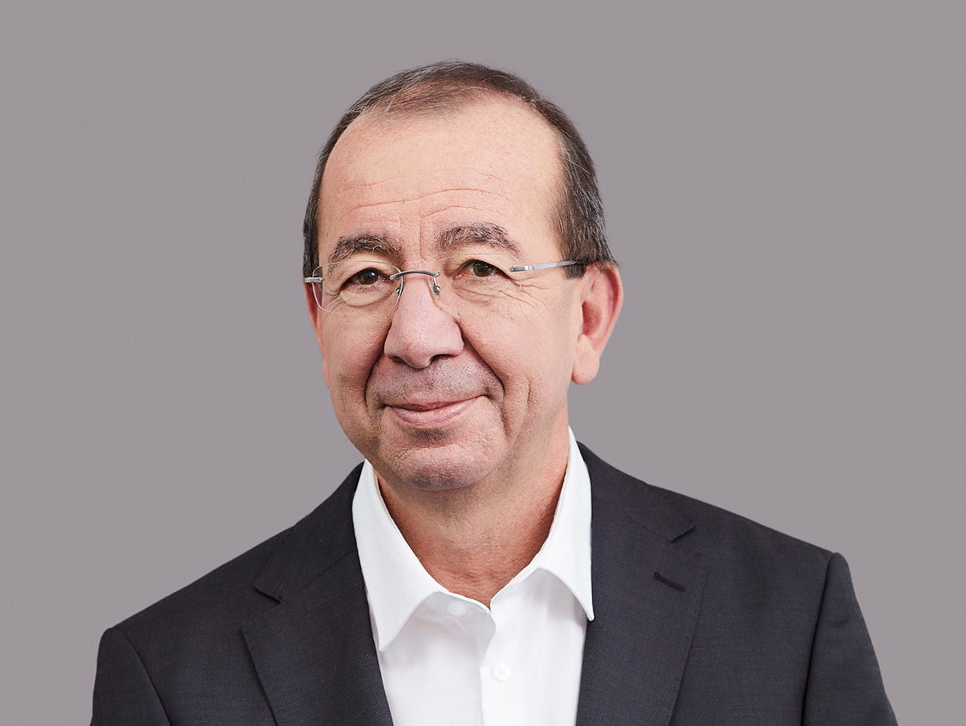 « Nous nous réjouissons que cette édition du salon virtuel d'Eplan soit entièrement consacrée à la collaboration dans le domaine de l'ingénierie », déclare Haluk Menderes, directeur général d'Eplan.