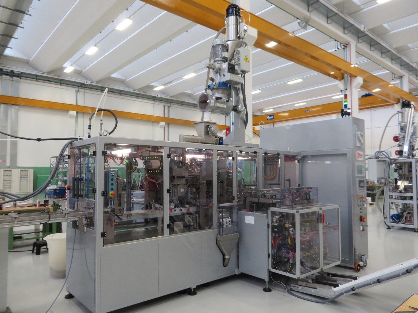 roboter fuer einfuehrung von komponenten