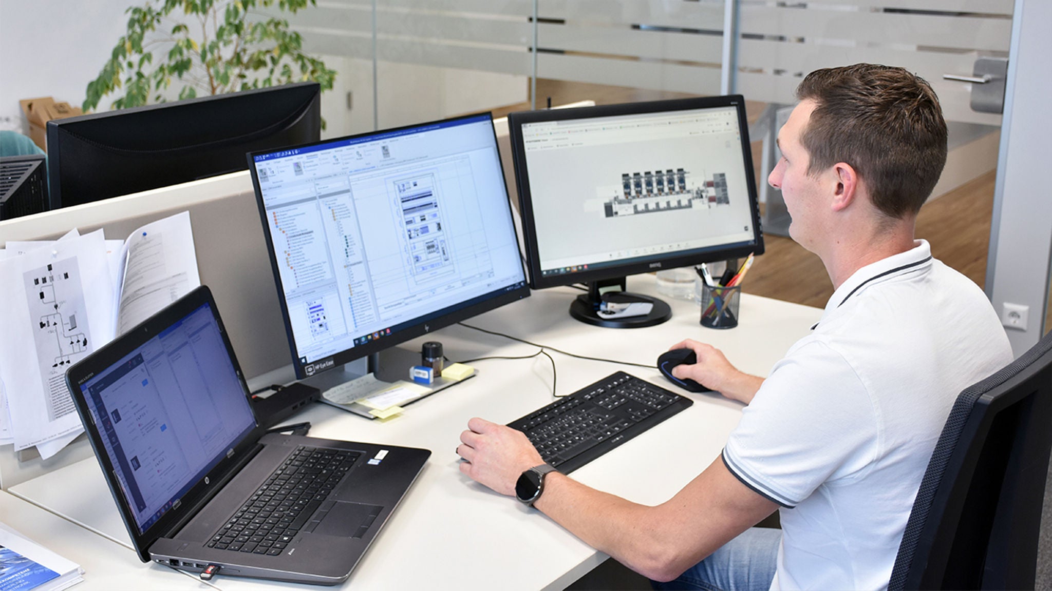 From schematic creation to placing components in 2D using EPLAN Electric P8.