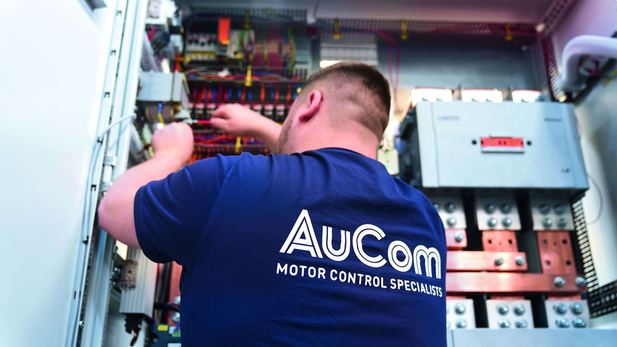 aucom-motorsteuerungsspezialisten