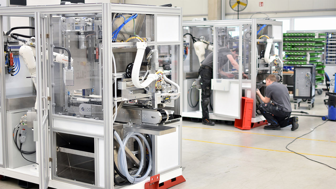 HEITEC Systemtechnik entwickelt und produziert automatisierte und oft roboterbasierte Produktionsanlagen und Sondermaschinen für verschiedene Branchen, sehr oft mit integrierter Mess- und Prüftechnik.