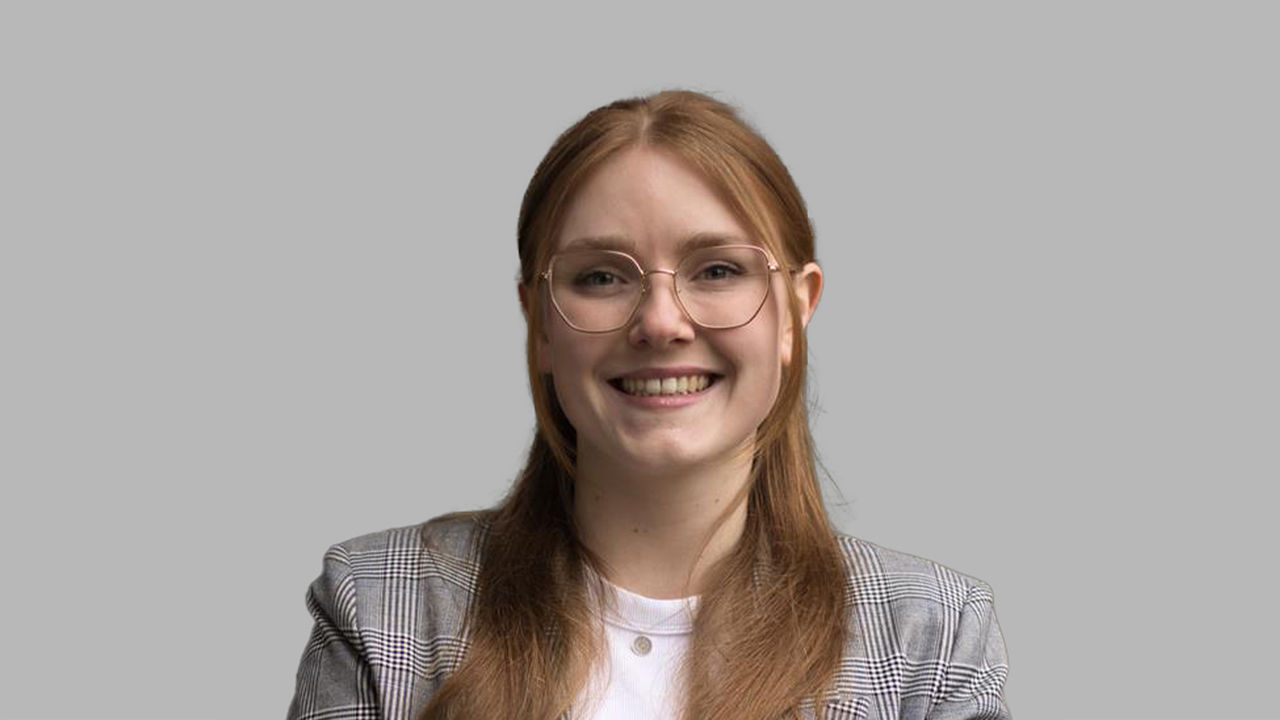 Anna Bak, Eplan Trainee Online Editorial 