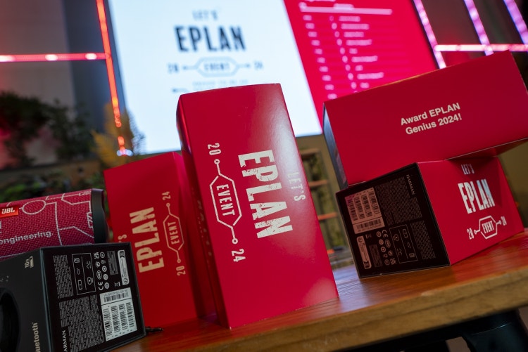 De prijs van de Genius Quiz: Eplan JBL speakers