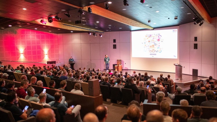 Momentopname van de EPLAN Genius Quiz tijdens Let's EPLAN 2025 event