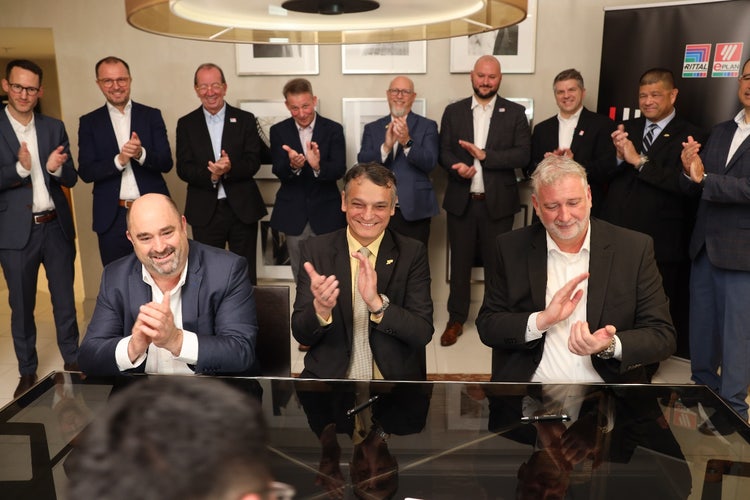 The Rittal and Eplan team celebrates with Purdue leadership, the inclusion of Purdue University in the Rittal + Eplan Partner Network.